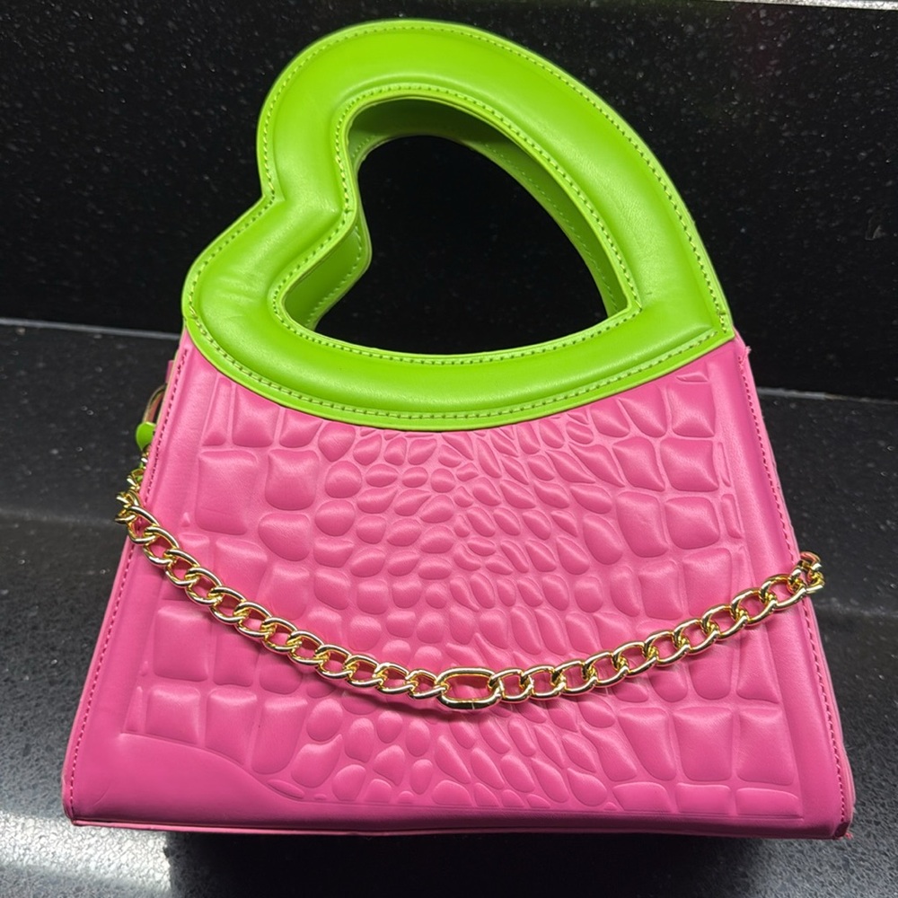 Stylish Pink and Green Heart Handle Bag